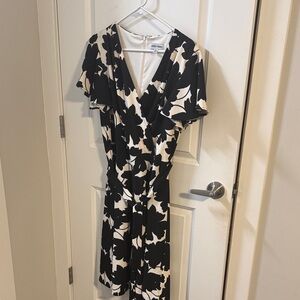 Shelby & Palmer Black and White Floral Midi Dress